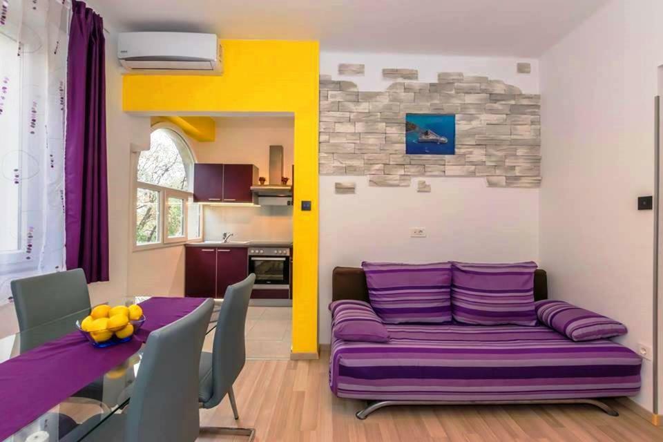 Appartamento Violet Sea Breeze Spalato Esterno foto